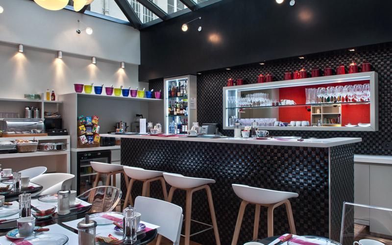 Hotel Le Basile Paris